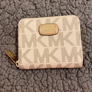 Michael Kors Logo Wallet